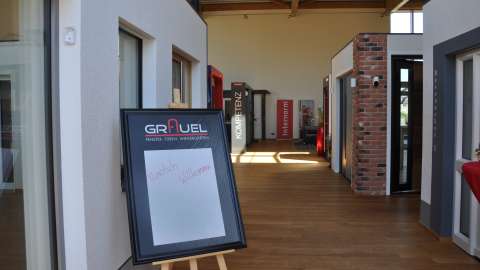 Eingangsbereich der Ausstellung von Grauel in Allendorf